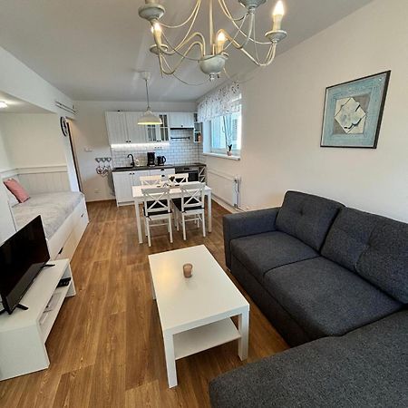 Apartman Vendy Karlovy Vary Bagian luar foto