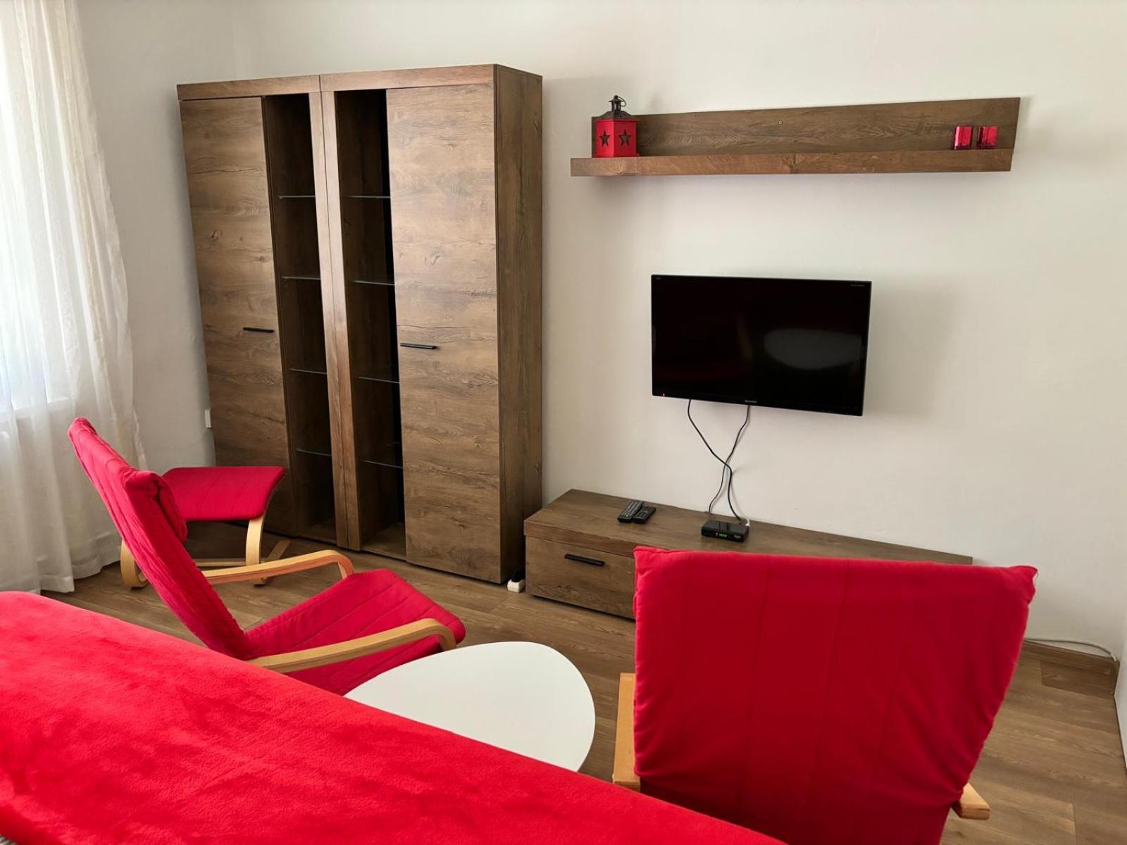 Apartman Vendy Karlovy Vary Bagian luar foto