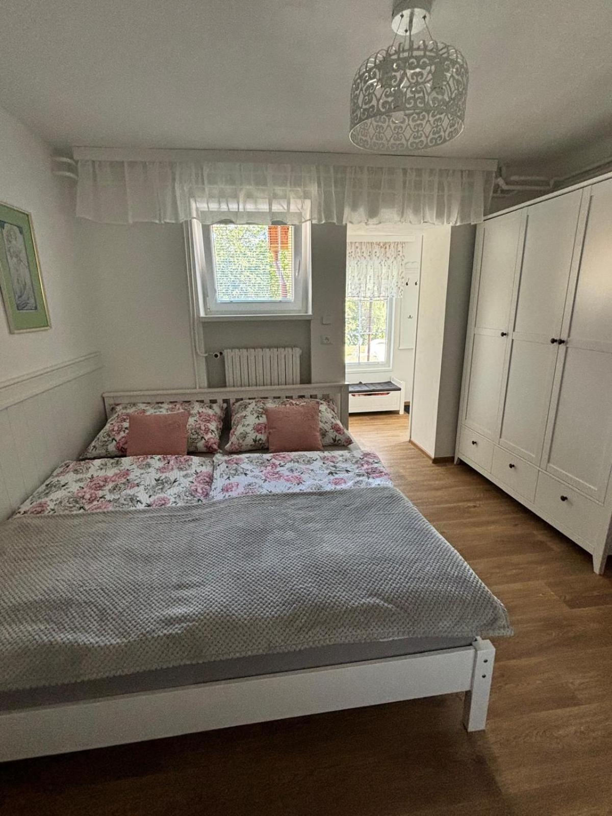 Apartman Vendy Karlovy Vary Bagian luar foto